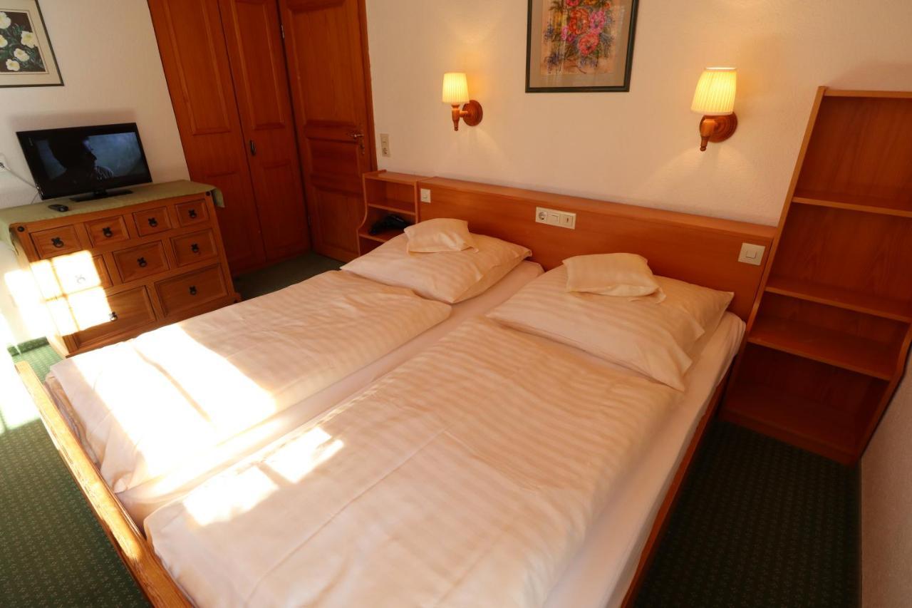 Hoehenpension Glashuette Bed&Breakfast Fruehstueckspension Hotel Garni บอนดอร์ฟ อิม ชวาร์ซวัลด์ ภายนอก รูปภาพ